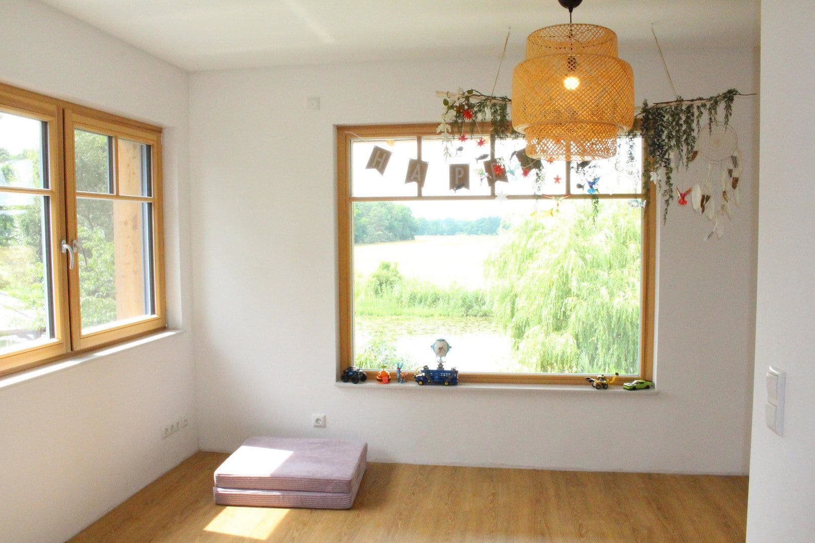 Predaj domu 220 m², pozemok 2.400 m², Am Spreeufer 40, Grünheide (Mark), Brandenbursko Predaj domu 220 m², pozemok 2.400 m², Am Spreeufer 40, Grünheide (Mark), Brandenbursko