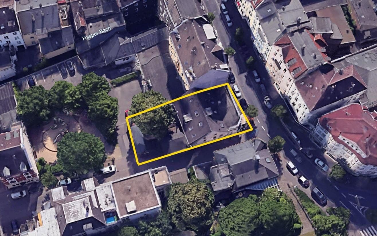Predaj domu 399 m², pozemok 600 m², Berliner Str. 135 / Corbacher Strasse, Hagen (Haspe), Severné Porýnie - Westfálsko Predaj domu 399 m², pozemok 600 m², Berliner Str. 135 / Corbacher Strasse, Hagen (Haspe), Severné Porýnie - Westfálsko