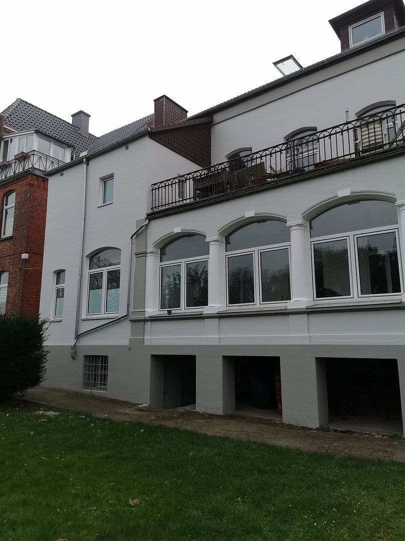 Prenájom bytu 7-izbový 181 m², Brückenkopf 8, Hameln, Dolné Sasko Prenájom bytu 7-izbový 181 m², Brückenkopf 8, Hameln, Dolné Sasko
