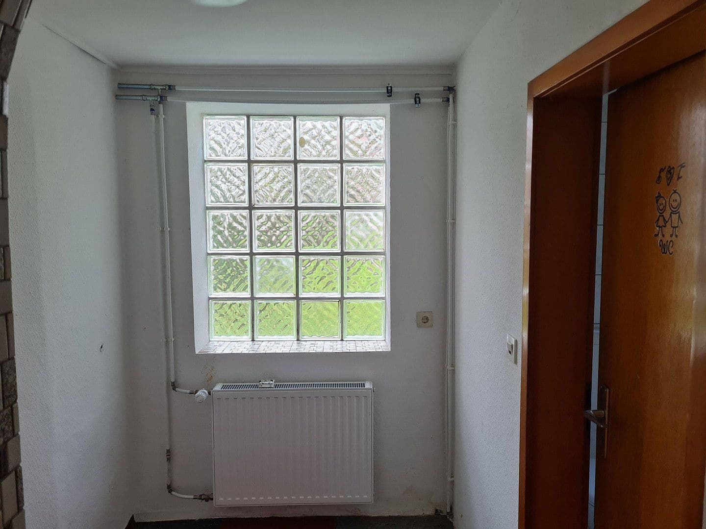 Predaj domu 303 m², pozemok 408 m², Rollshausen, Dolné Sasko Predaj domu 303 m², pozemok 408 m², Rollshausen, Dolné Sasko