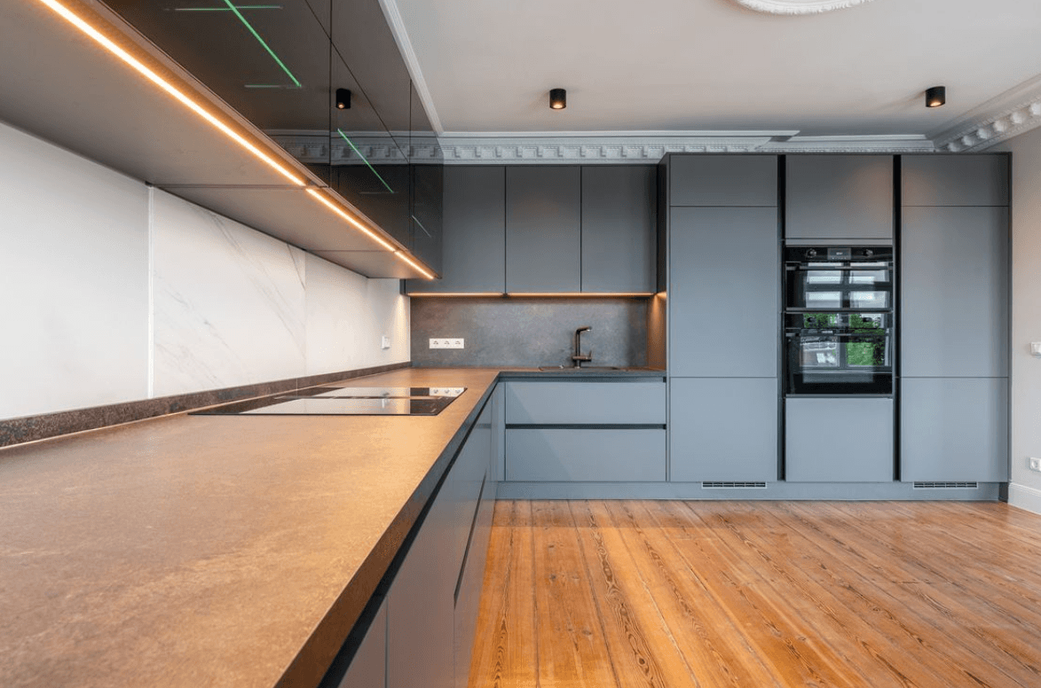 Prenájom bytu 4-izbový 97 m², Hamburg, Hamburg Prenájom bytu 4-izbový 97 m², Hamburg, Hamburg