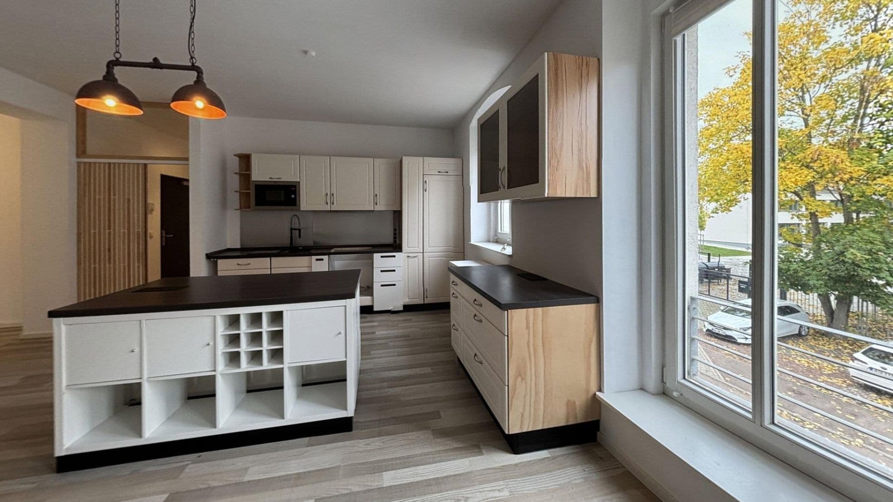 Prenájom bytu 4-izbový 134 m², Jupiterstraße 22, Halle (Saale), Sasko-Anhaltsko Prenájom bytu 4-izbový 134 m², Jupiterstraße 22, Halle (Saale), Sasko-Anhaltsko
