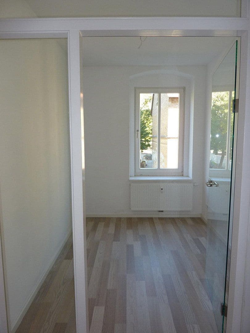 Prenájom bytu 4-izbový 134 m², Jupiterstraße 22, Halle (Saale), Sasko-Anhaltsko Prenájom bytu 4-izbový 134 m², Jupiterstraße 22, Halle (Saale), Sasko-Anhaltsko