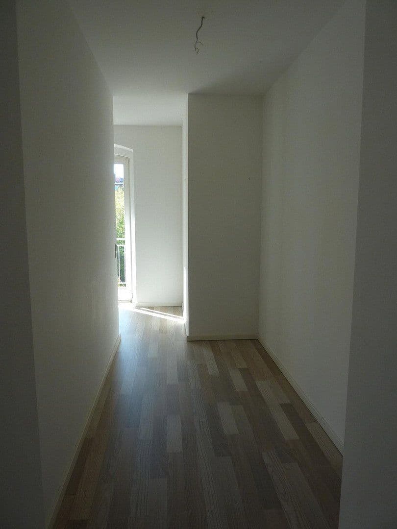 Prenájom bytu 4-izbový 134 m², Jupiterstraße 22, Halle (Saale), Sasko-Anhaltsko Prenájom bytu 4-izbový 134 m², Jupiterstraße 22, Halle (Saale), Sasko-Anhaltsko
