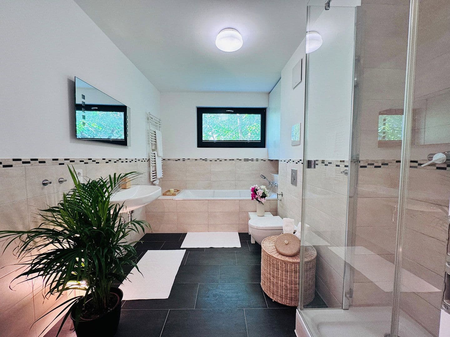 Predaj bytu 3-izbový 90 m², München, Bavorsko Predaj bytu 3-izbový 90 m², München, Bavorsko