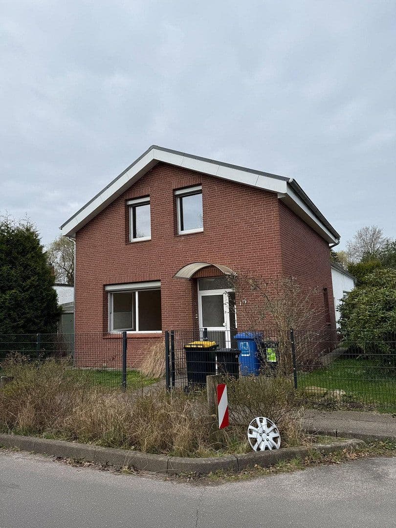 Predaj domu 100 m², pozemok 670 m², Pracherdamm 117, Heidgraben, Šlezvicko-Holštajnsko Predaj domu 100 m², pozemok 670 m², Pracherdamm 117, Heidgraben, Šlezvicko-Holštajnsko