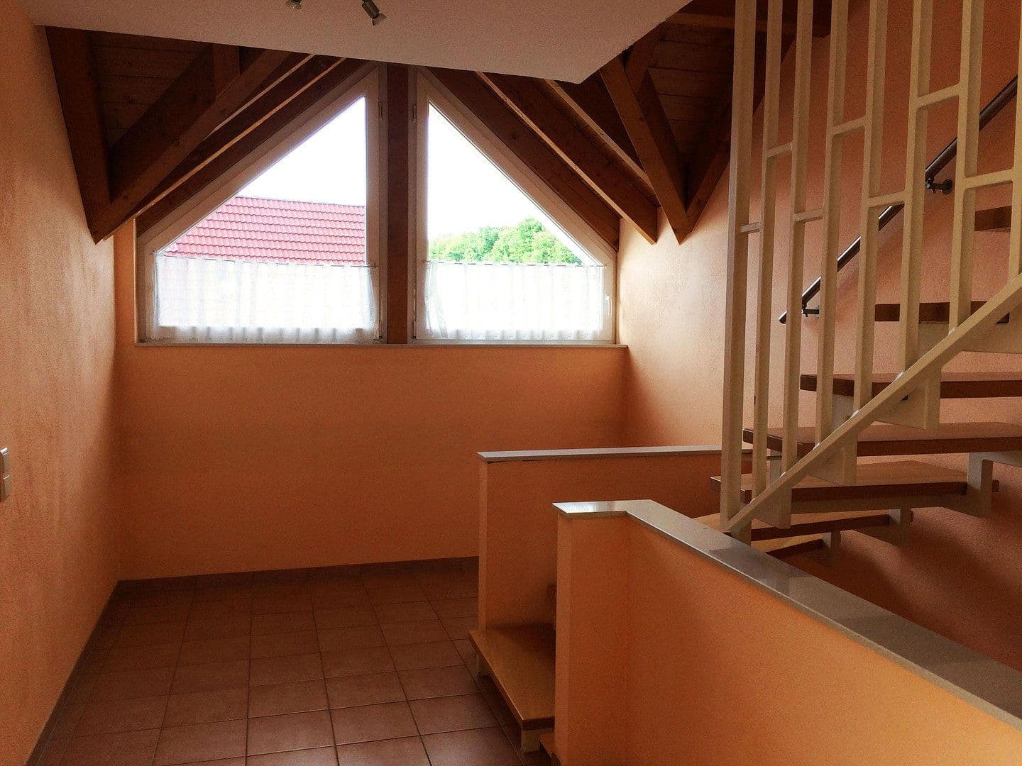 Predaj domu 290 m², pozemok 438 m², Queidersbach, Porýnie-Falcko Predaj domu 290 m², pozemok 438 m², Queidersbach, Porýnie-Falcko
