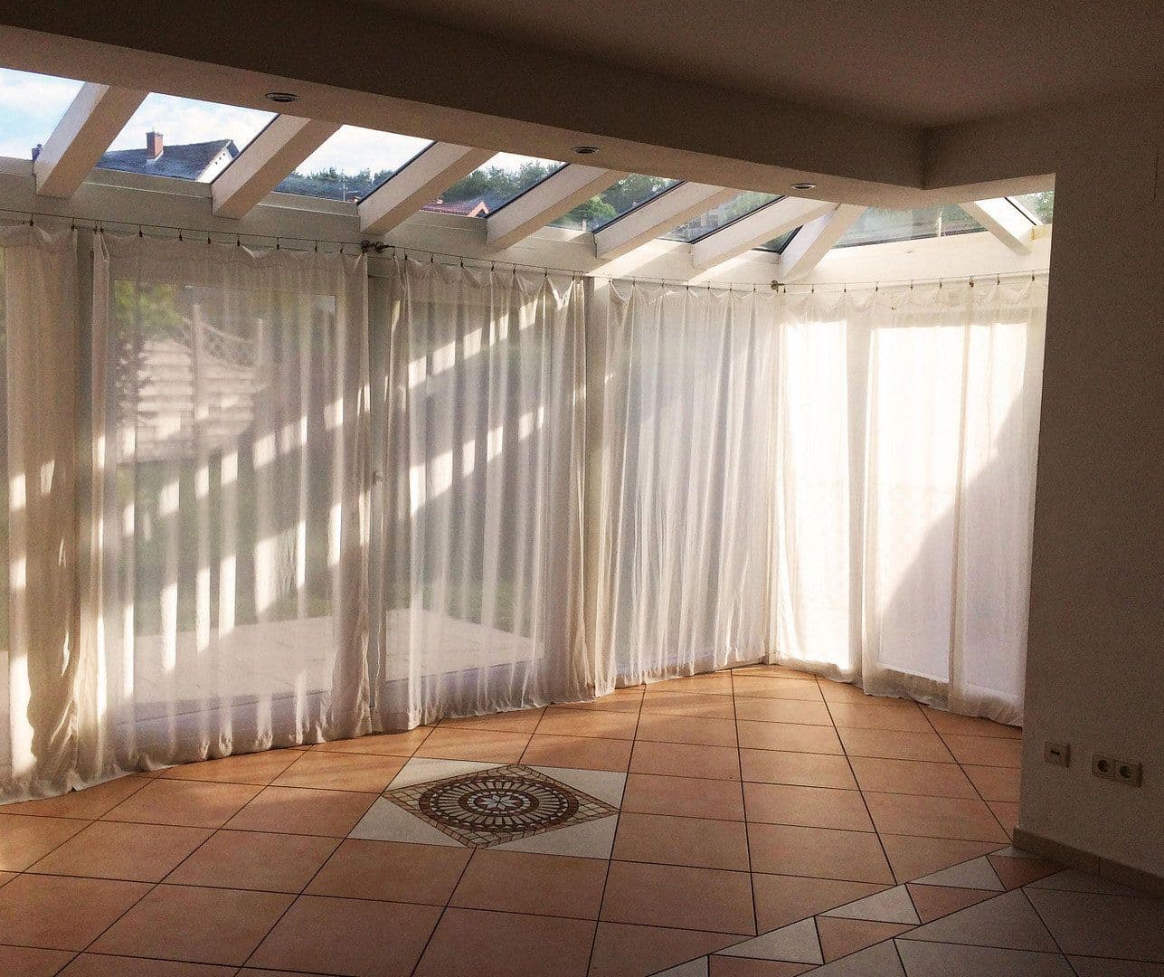 Predaj domu 290 m², pozemok 438 m², Queidersbach, Porýnie-Falcko Predaj domu 290 m², pozemok 438 m², Queidersbach, Porýnie-Falcko