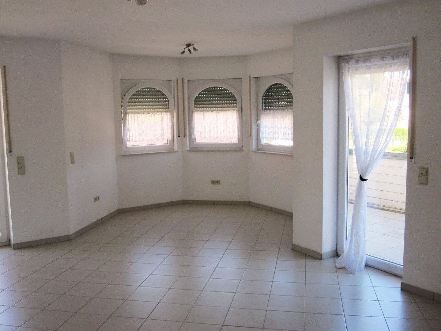 Predaj domu 290 m², pozemok 438 m², Queidersbach, Porýnie-Falcko Predaj domu 290 m², pozemok 438 m², Queidersbach, Porýnie-Falcko