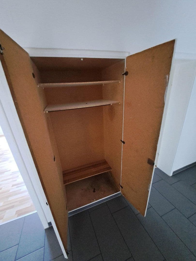 Prenájom bytu 4-izbový 88 m², Nelkenweg 14, Rudersberg, Bádensko-Wurttembersko Prenájom bytu 4-izbový 88 m², Nelkenweg 14, Rudersberg, Bádensko-Wurttembersko