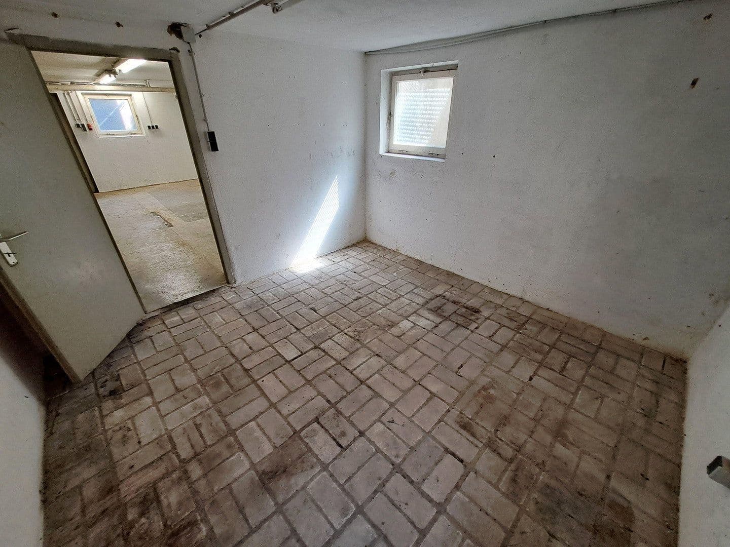 Prenájom bytu 4-izbový 88 m², Nelkenweg 14, Rudersberg, Bádensko-Wurttembersko Prenájom bytu 4-izbový 88 m², Nelkenweg 14, Rudersberg, Bádensko-Wurttembersko