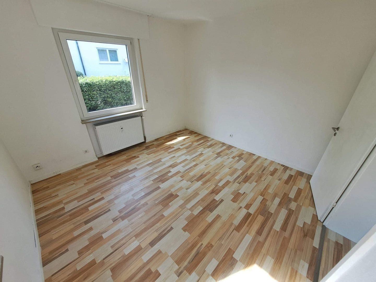 Prenájom bytu 4-izbový 88 m², Nelkenweg 14, Rudersberg, Bádensko-Wurttembersko Prenájom bytu 4-izbový 88 m², Nelkenweg 14, Rudersberg, Bádensko-Wurttembersko