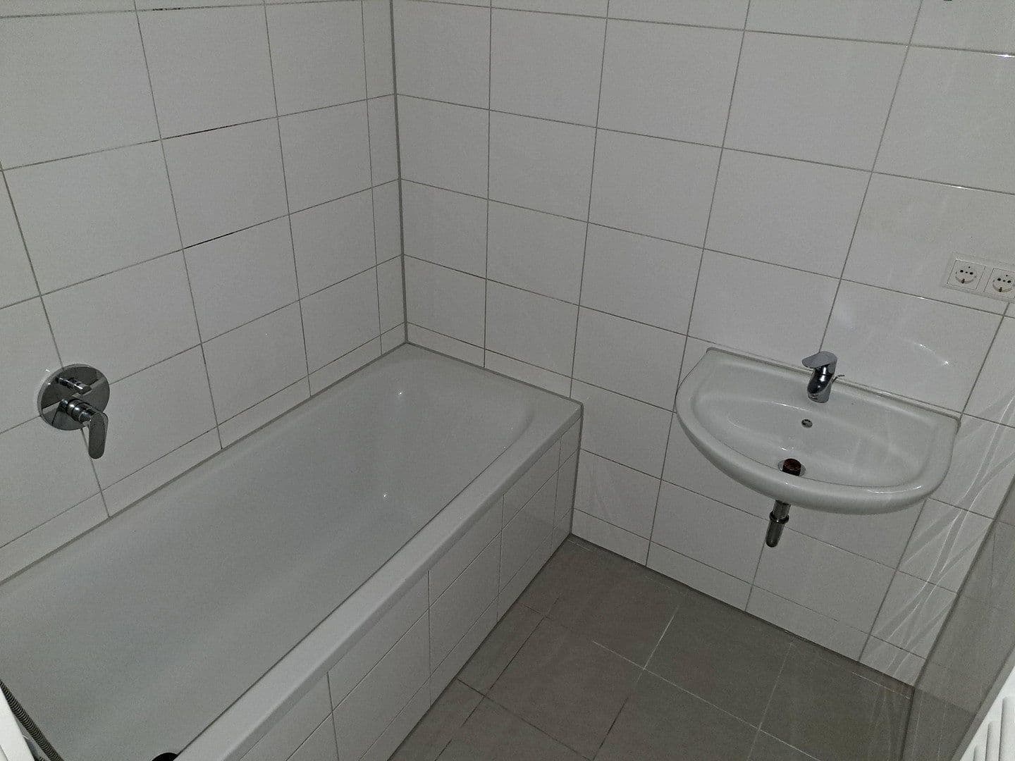 Prenájom bytu 4-izbový 88 m², Nelkenweg 14, Rudersberg, Bádensko-Wurttembersko Prenájom bytu 4-izbový 88 m², Nelkenweg 14, Rudersberg, Bádensko-Wurttembersko