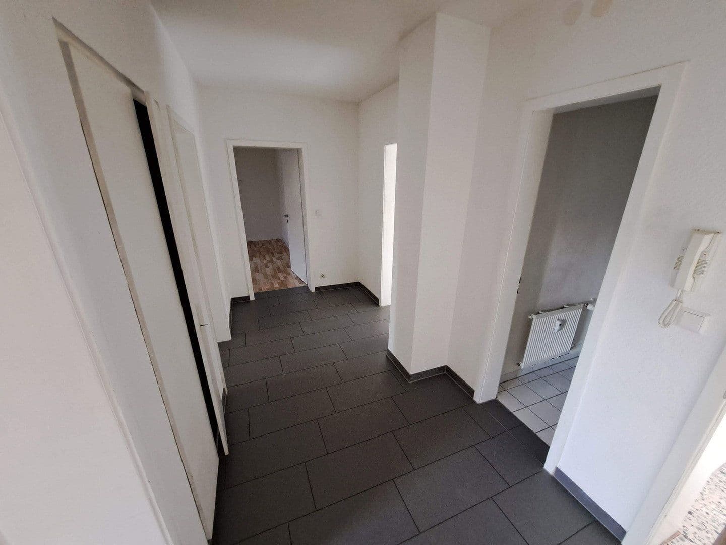 Prenájom bytu 4-izbový 88 m², Nelkenweg 14, Rudersberg, Bádensko-Wurttembersko Prenájom bytu 4-izbový 88 m², Nelkenweg 14, Rudersberg, Bádensko-Wurttembersko