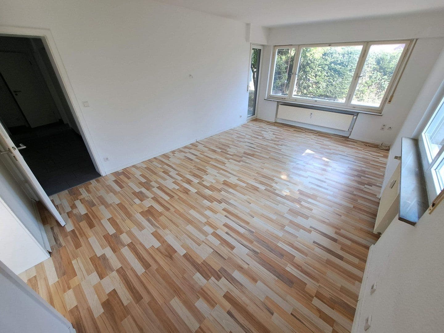 Prenájom bytu 4-izbový 88 m², Nelkenweg 14, Rudersberg, Bádensko-Wurttembersko Prenájom bytu 4-izbový 88 m², Nelkenweg 14, Rudersberg, Bádensko-Wurttembersko