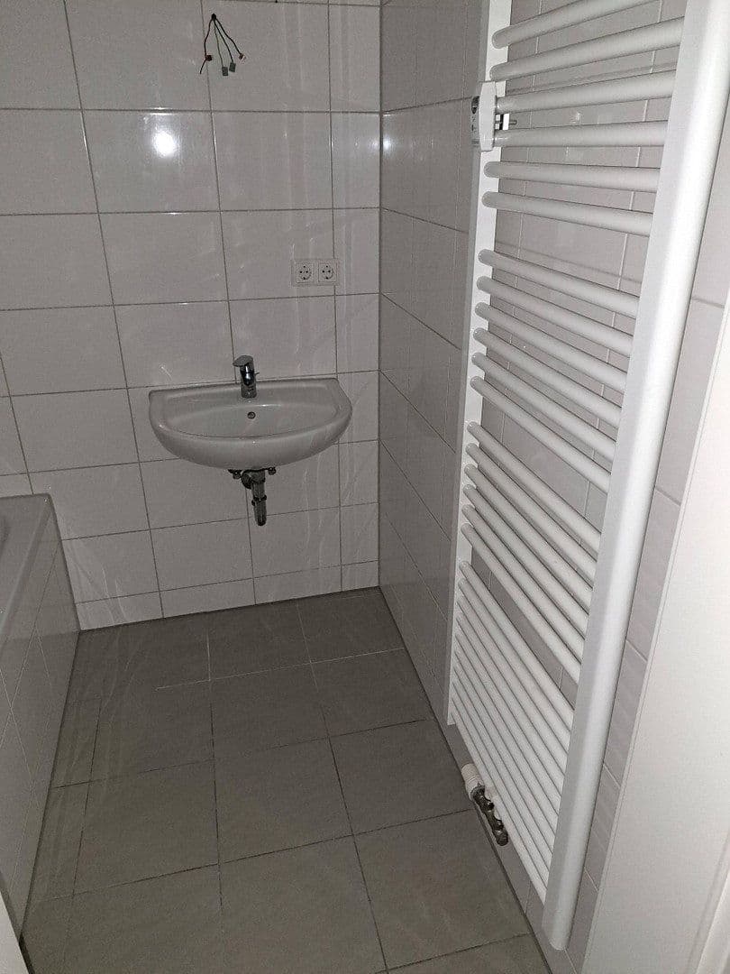Prenájom bytu 4-izbový 88 m², Nelkenweg 14, Rudersberg, Bádensko-Wurttembersko Prenájom bytu 4-izbový 88 m², Nelkenweg 14, Rudersberg, Bádensko-Wurttembersko
