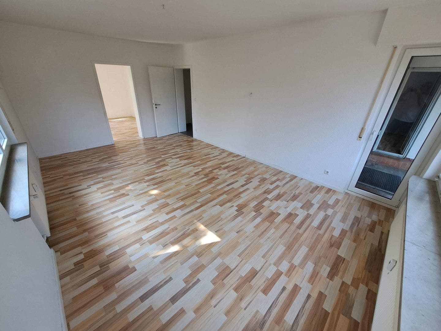Prenájom bytu 4-izbový 88 m², Nelkenweg 14, Rudersberg, Bádensko-Wurttembersko Prenájom bytu 4-izbový 88 m², Nelkenweg 14, Rudersberg, Bádensko-Wurttembersko