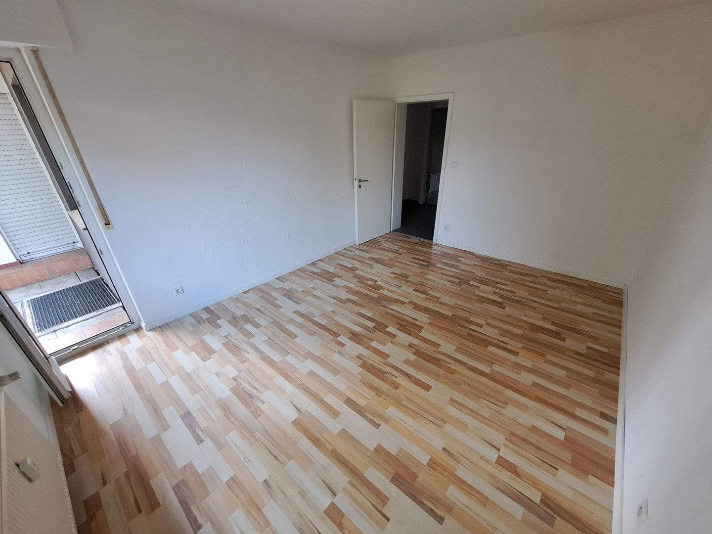 Prenájom bytu 4-izbový 88 m², Nelkenweg 14, Rudersberg, Bádensko-Wurttembersko Prenájom bytu 4-izbový 88 m², Nelkenweg 14, Rudersberg, Bádensko-Wurttembersko