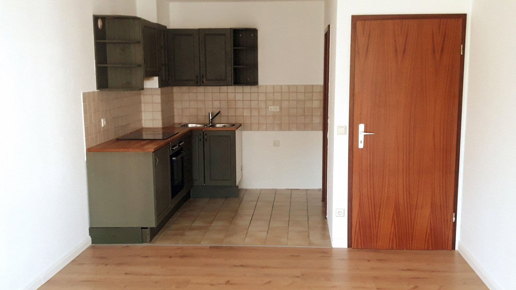 Prenájom bytu 2-izbový 49 m², Bayreuther Straße 10, Chemnitz, Sasko Prenájom bytu 2-izbový 49 m², Bayreuther Straße 10, Chemnitz, Sasko