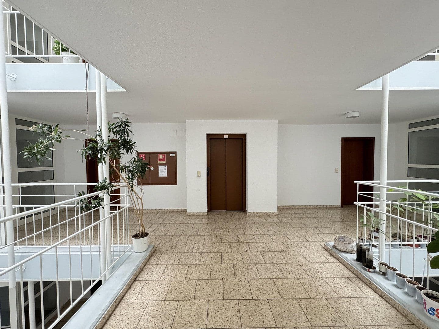 Prenájom bytu 2-izbový 49 m², Bayreuther Straße 10, Chemnitz, Sasko Prenájom bytu 2-izbový 49 m², Bayreuther Straße 10, Chemnitz, Sasko
