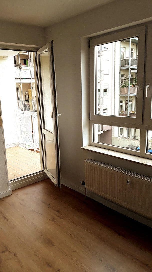 Prenájom bytu 2-izbový 49 m², Bayreuther Straße 10, Chemnitz, Sasko Prenájom bytu 2-izbový 49 m², Bayreuther Straße 10, Chemnitz, Sasko