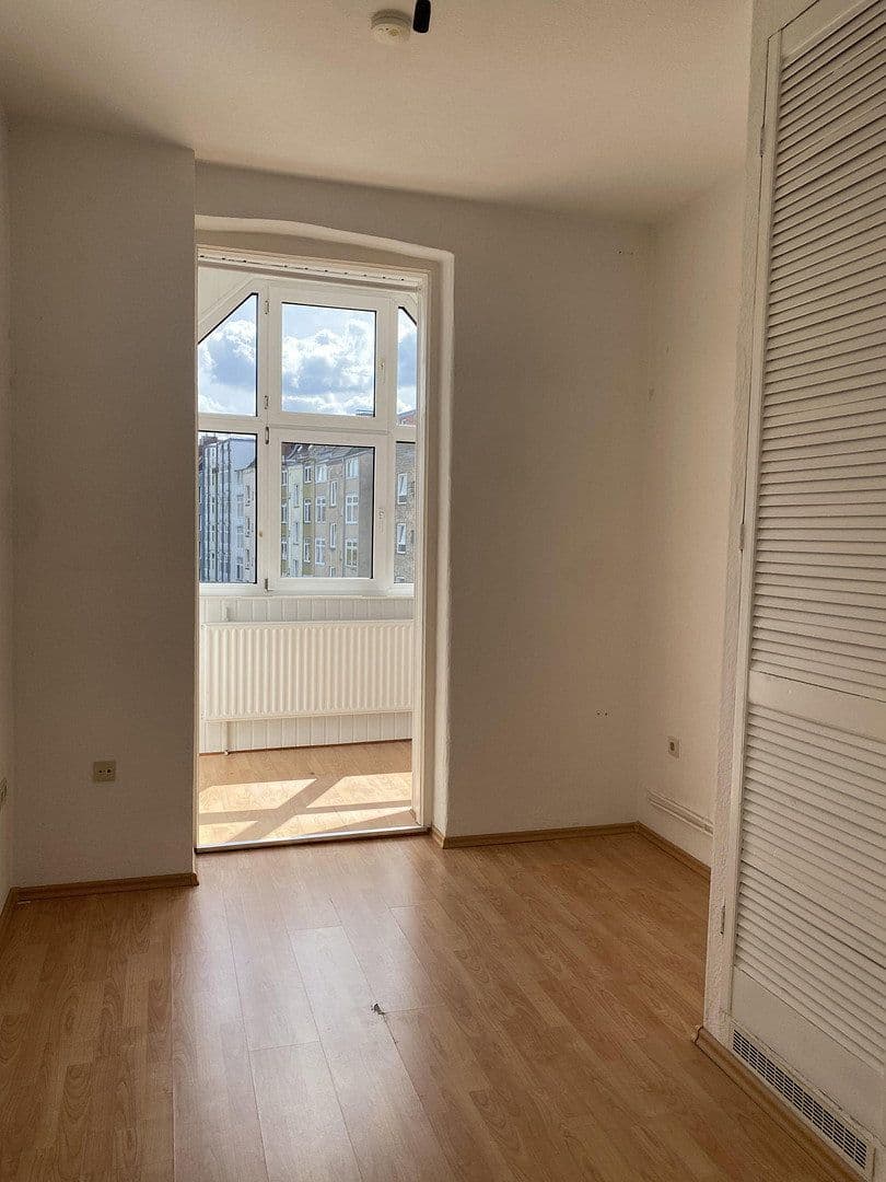 Predaj bytu 5-izbový 95 m², Kiel, Šlezvicko-Holštajnsko Predaj bytu 5-izbový 95 m², Kiel, Šlezvicko-Holštajnsko