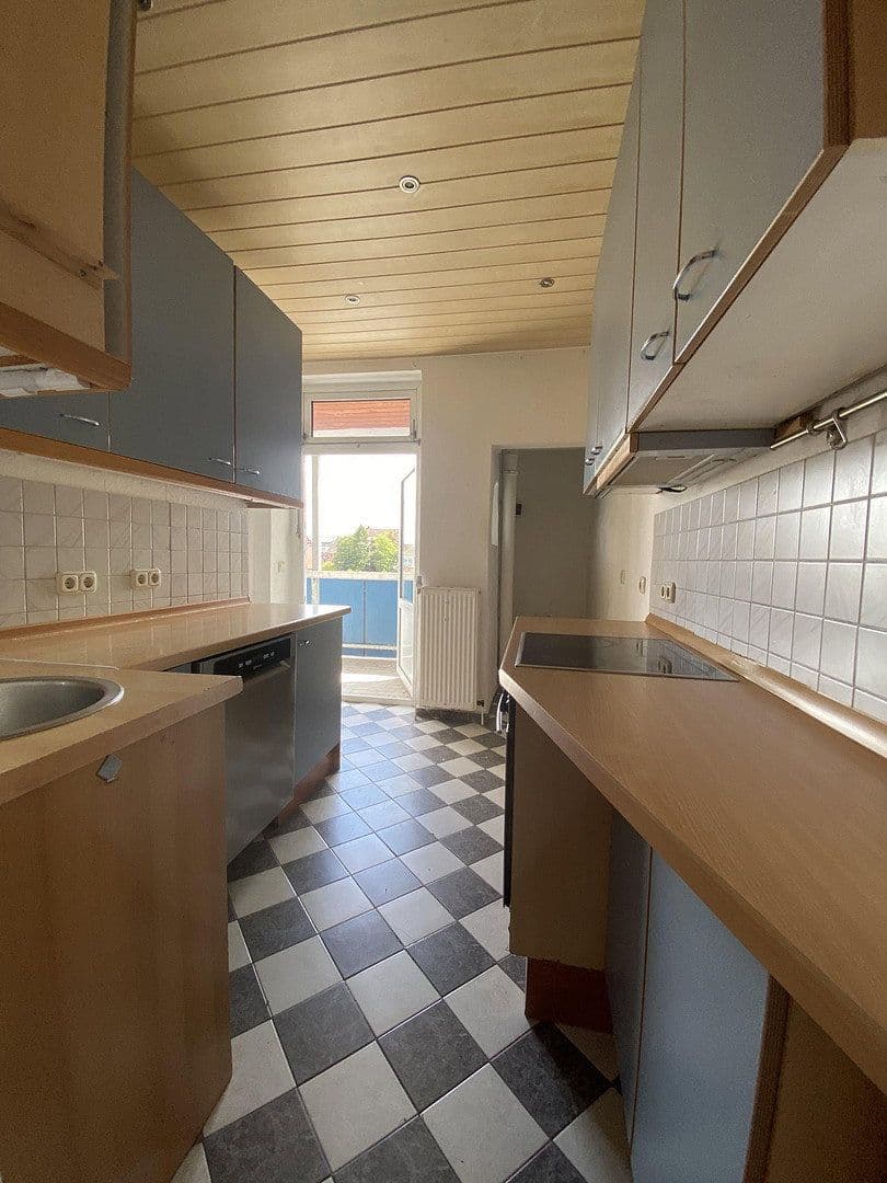 Predaj bytu 5-izbový 95 m², Kiel, Šlezvicko-Holštajnsko Predaj bytu 5-izbový 95 m², Kiel, Šlezvicko-Holštajnsko