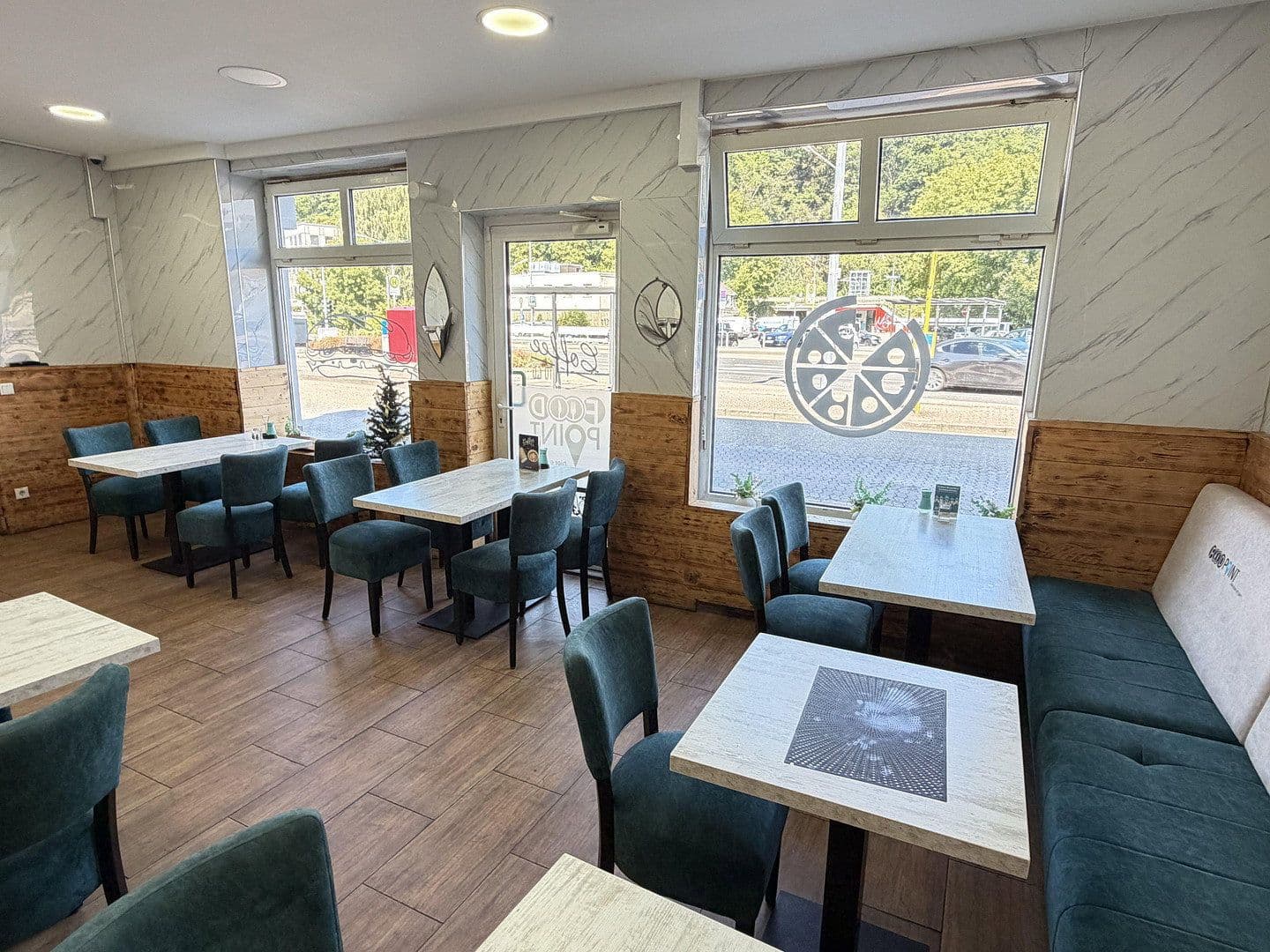 Prenájom nebytového priestoru 214 m², Lohbachstraße 8, Velbert, Severné Porýnie - Westfálsko Prenájom nebytového priestoru 214 m², Lohbachstraße 8, Velbert, Severné Porýnie - Westfálsko