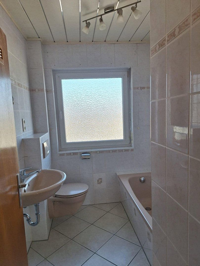 Predaj domu 97 m², pozemok 240 m², Kurfürst-Dietrich-Straße 10, Montabaur, Porýnie-Falcko Predaj domu 97 m², pozemok 240 m², Kurfürst-Dietrich-Straße 10, Montabaur, Porýnie-Falcko