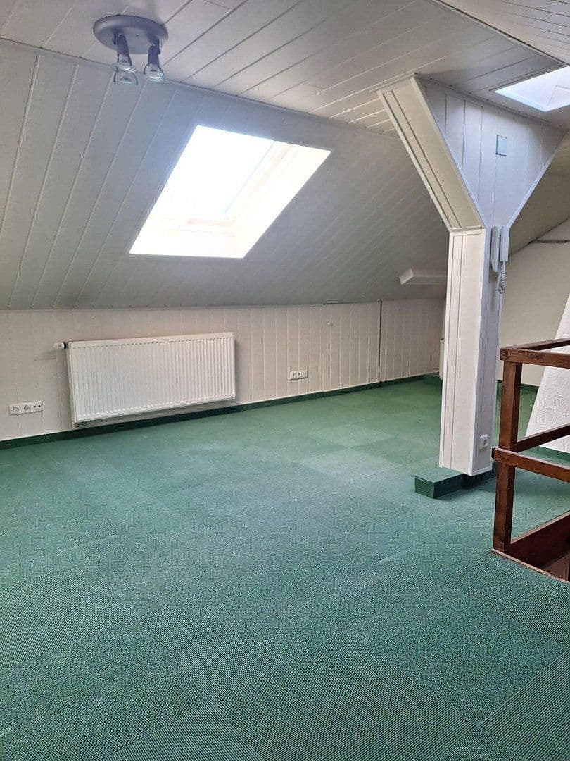 Predaj domu 97 m², pozemok 240 m², Kurfürst-Dietrich-Straße 10, Montabaur, Porýnie-Falcko Predaj domu 97 m², pozemok 240 m², Kurfürst-Dietrich-Straße 10, Montabaur, Porýnie-Falcko