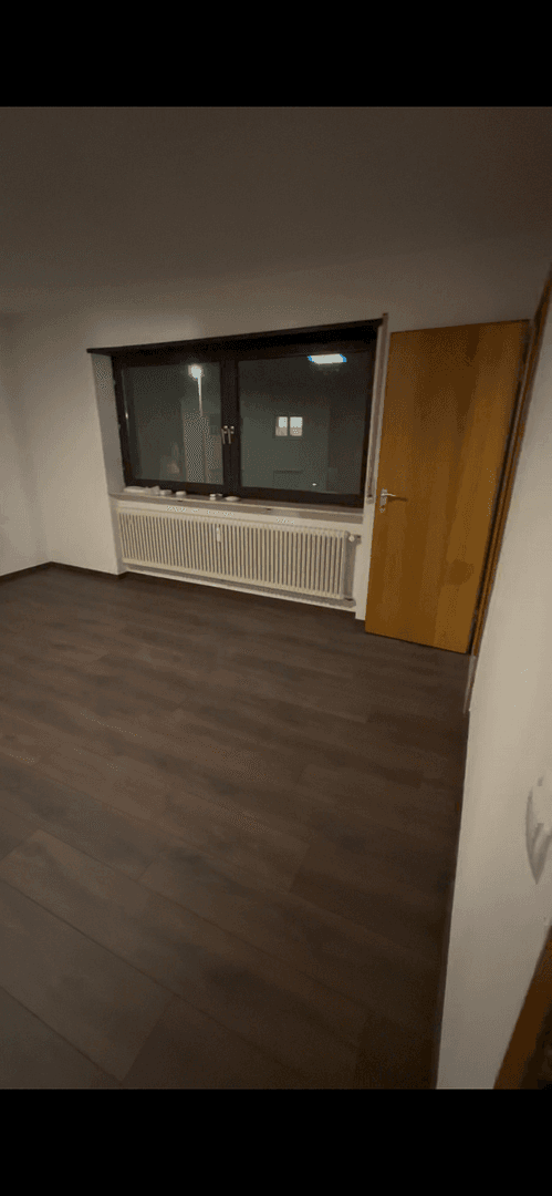 Prenájom bytu 3-izbový 105 m², Schifferstadt, Porýnie-Falcko Prenájom bytu 3-izbový 105 m², Schifferstadt, Porýnie-Falcko