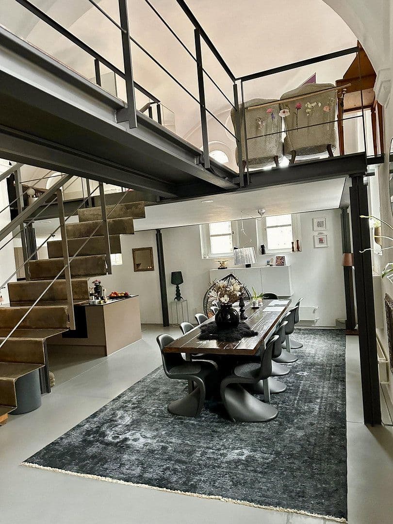 Predaj bytu 7-izbový 293 m², Biberach an der Riß, Bádensko-Wurttembersko Predaj bytu 7-izbový 293 m², Biberach an der Riß, Bádensko-Wurttembersko
