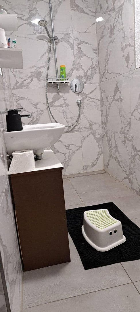 Prenájom bytu 4-izbový 100 m², Sulzbacher strasse 111, Backnang, Bádensko-Wurttembersko Prenájom bytu 4-izbový 100 m², Sulzbacher strasse 111, Backnang, Bádensko-Wurttembersko