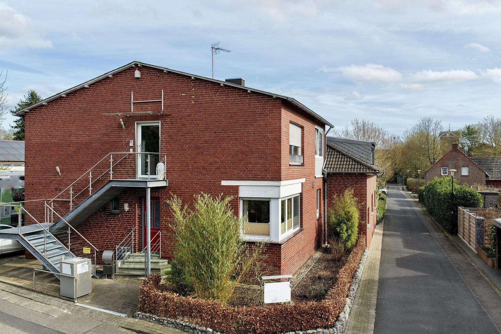 Predaj domu 240 m², pozemok 1.288 m², Wassenberg, Severné Porýnie - Westfálsko Predaj domu 240 m², pozemok 1.288 m², Wassenberg, Severné Porýnie - Westfálsko