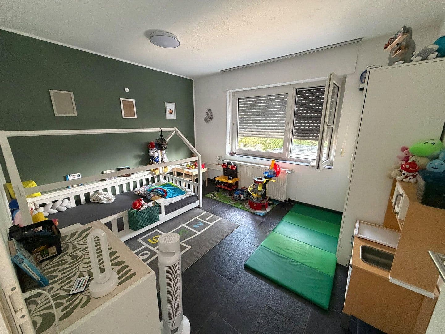 Predaj domu 240 m², pozemok 1.288 m², Wassenberg, Severné Porýnie - Westfálsko Predaj domu 240 m², pozemok 1.288 m², Wassenberg, Severné Porýnie - Westfálsko