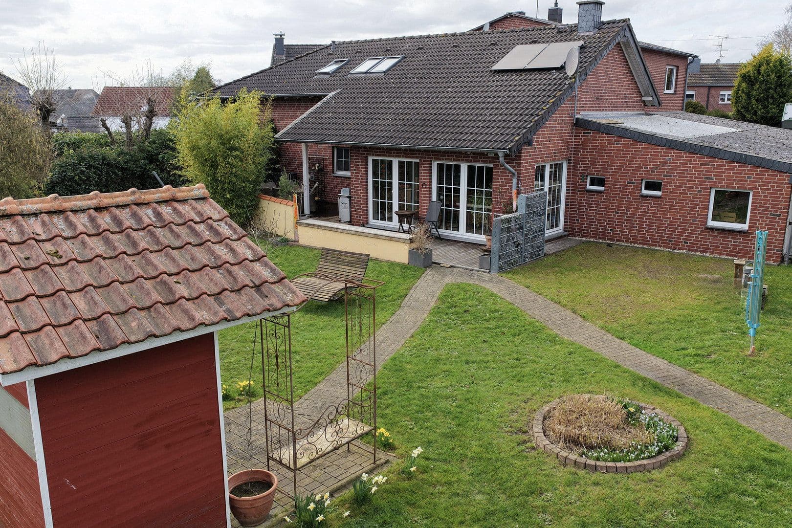 Predaj domu 240 m², pozemok 1.288 m², Wassenberg, Severné Porýnie - Westfálsko Predaj domu 240 m², pozemok 1.288 m², Wassenberg, Severné Porýnie - Westfálsko