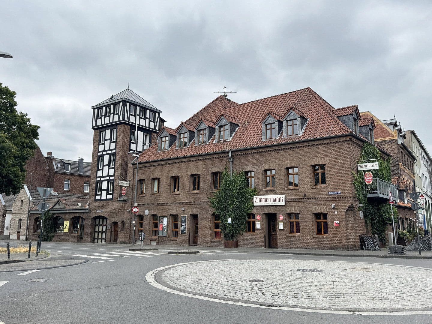 Predaj domu 178 m², pozemok 641 m², Köln, Severné Porýnie - Westfálsko Predaj domu 178 m², pozemok 641 m², Köln, Severné Porýnie - Westfálsko