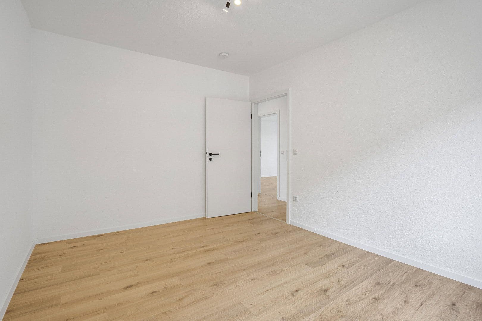 Predaj bytu 3-izbový 70 m², Mettmann, Severné Porýnie - Westfálsko Predaj bytu 3-izbový 70 m², Mettmann, Severné Porýnie - Westfálsko