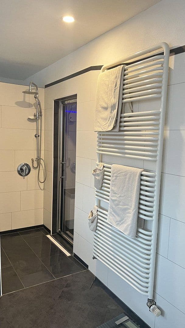 Predaj domu 165 m², pozemok 922 m², Königheim, Bádensko-Wurttembersko Predaj domu 165 m², pozemok 922 m², Königheim, Bádensko-Wurttembersko