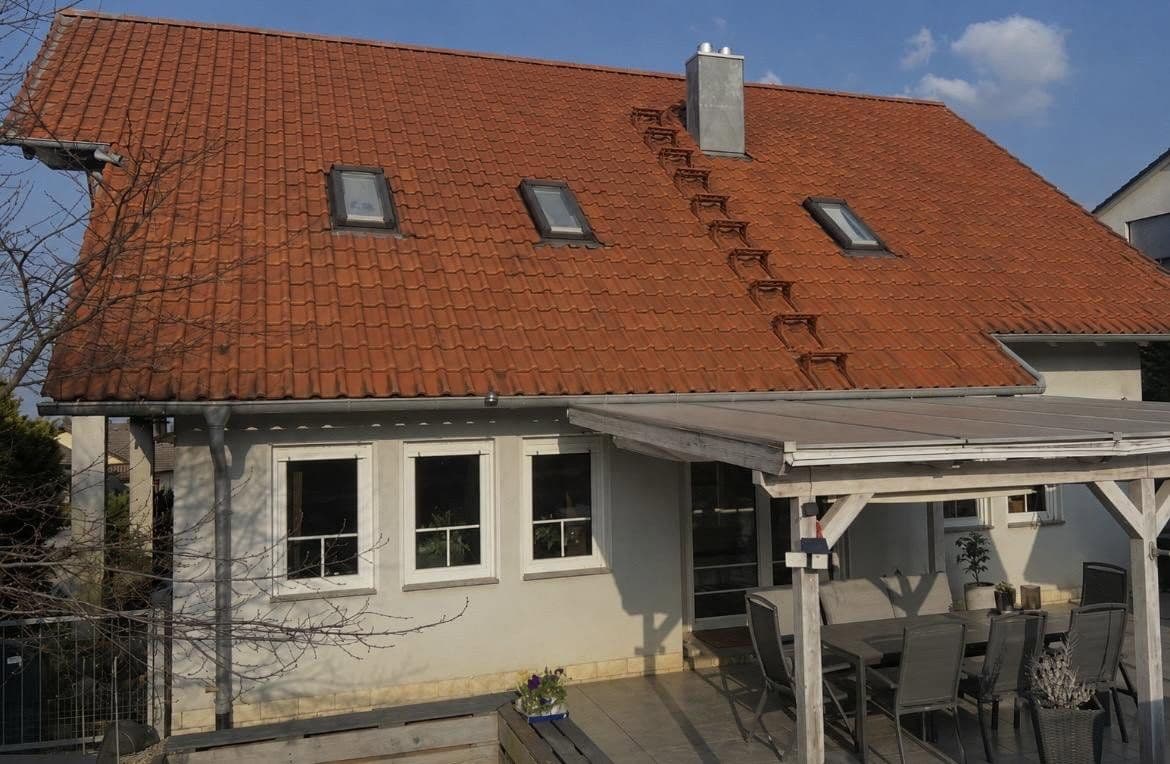 Predaj domu 165 m², pozemok 922 m², Königheim, Bádensko-Wurttembersko Predaj domu 165 m², pozemok 922 m², Königheim, Bádensko-Wurttembersko