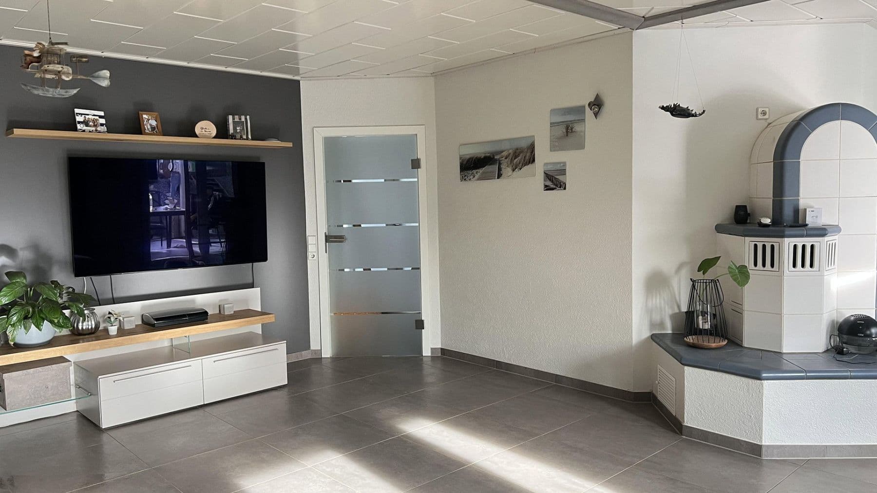 Predaj domu 165 m², pozemok 922 m², Königheim, Bádensko-Wurttembersko Predaj domu 165 m², pozemok 922 m², Königheim, Bádensko-Wurttembersko