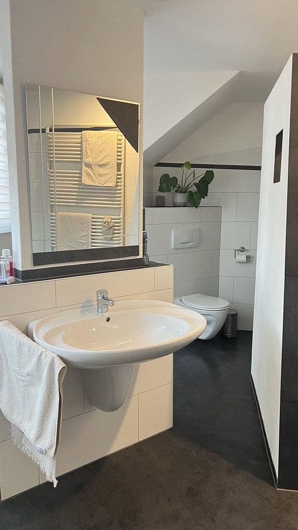 Predaj domu 165 m², pozemok 922 m², Königheim, Bádensko-Wurttembersko Predaj domu 165 m², pozemok 922 m², Königheim, Bádensko-Wurttembersko
