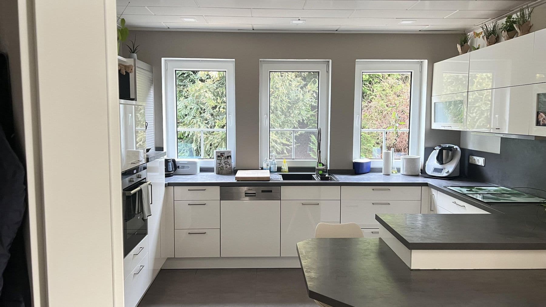 Predaj domu 165 m², pozemok 922 m², Königheim, Bádensko-Wurttembersko Predaj domu 165 m², pozemok 922 m², Königheim, Bádensko-Wurttembersko