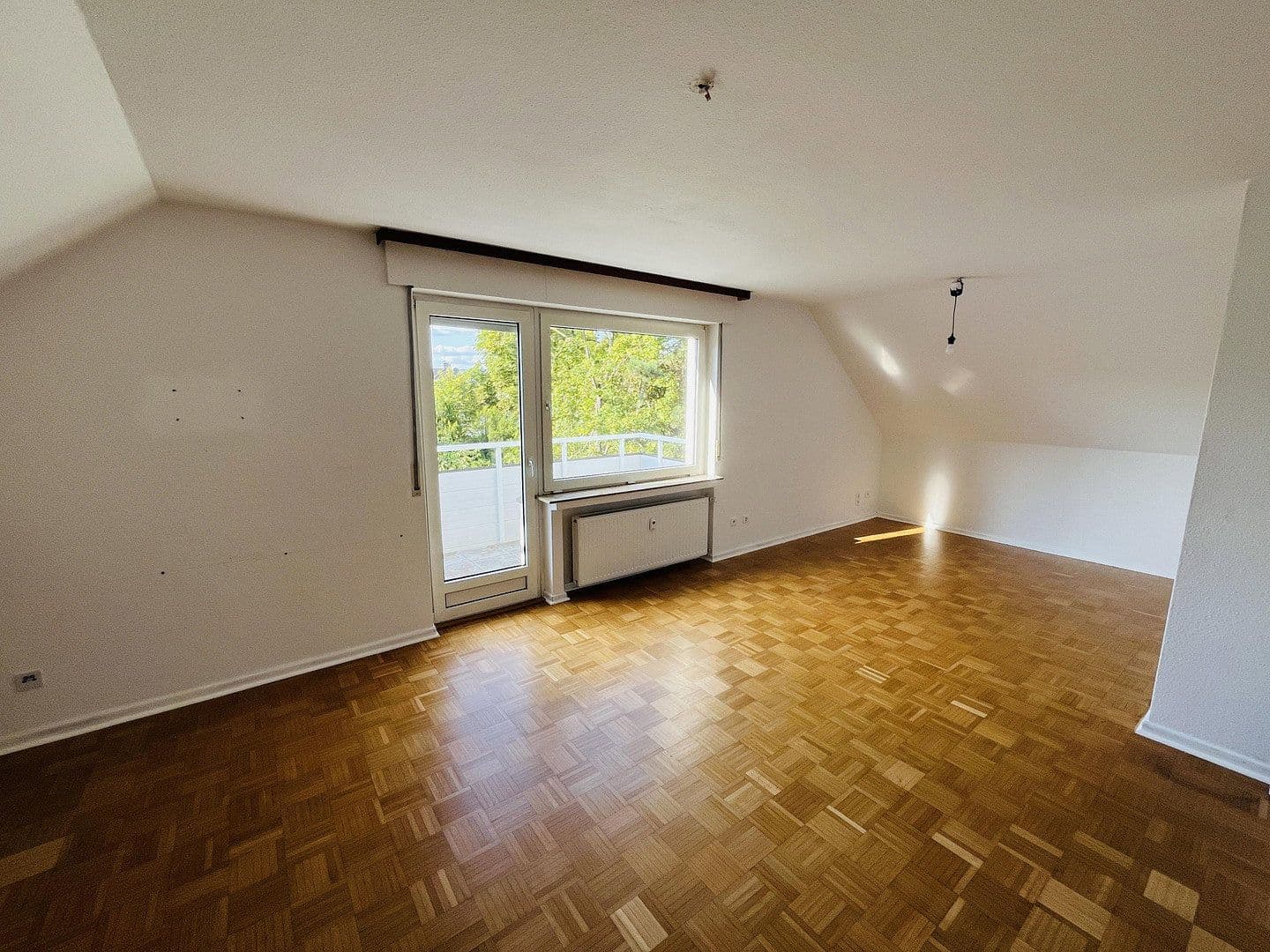 Prenájom bytu 3-izbový 80 m², Bad Oeynhausen, Severné Porýnie - Westfálsko Prenájom bytu 3-izbový 80 m², Bad Oeynhausen, Severné Porýnie - Westfálsko