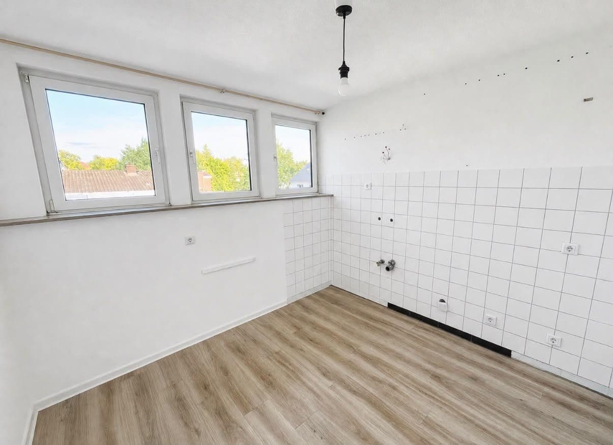 Prenájom bytu 3-izbový 80 m², Bad Oeynhausen, Severné Porýnie - Westfálsko Prenájom bytu 3-izbový 80 m², Bad Oeynhausen, Severné Porýnie - Westfálsko