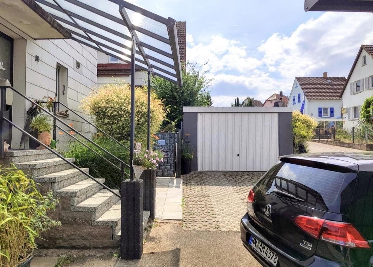 Predaj domu 100 m², pozemok 349 m², Weinsberg, Bádensko-Wurttembersko Predaj domu 100 m², pozemok 349 m², Weinsberg, Bádensko-Wurttembersko