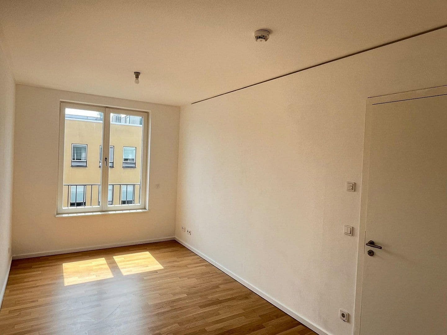 Predaj bytu 2-izbový 50 m², Rigaer Straße 67, Berlin, Berlín Predaj bytu 2-izbový 50 m², Rigaer Straße 67, Berlin, Berlín