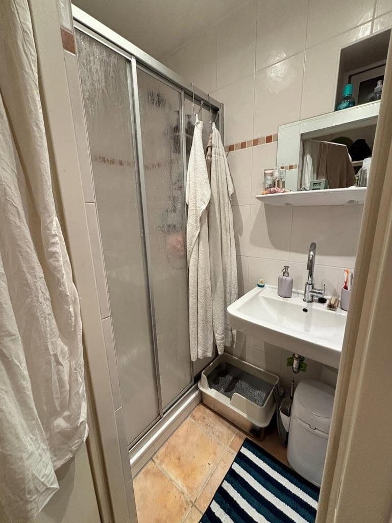 Predaj bytu 1-izbový 41 m², Berlin, Berlín Predaj bytu 1-izbový 41 m², Berlin, Berlín