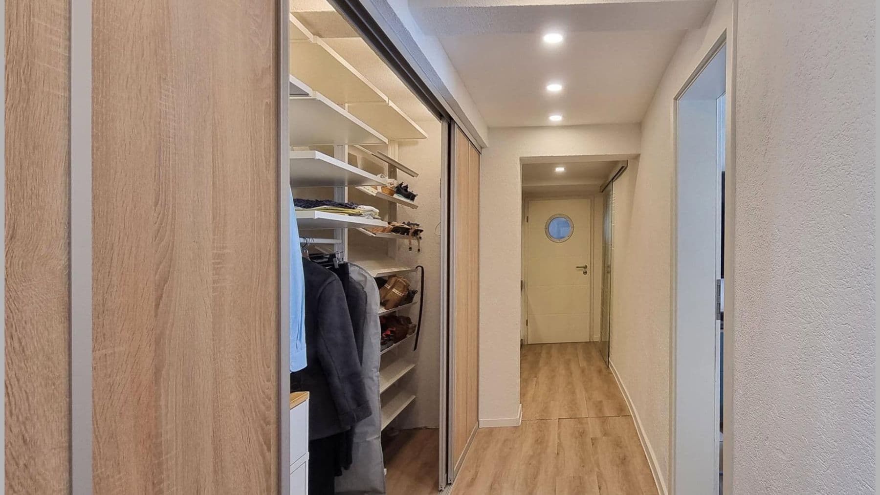 Predaj domu 119 m², pozemok 351 m², Bahnhofstr.12, Meudt, Porýnie-Falcko Predaj domu 119 m², pozemok 351 m², Bahnhofstr.12, Meudt, Porýnie-Falcko