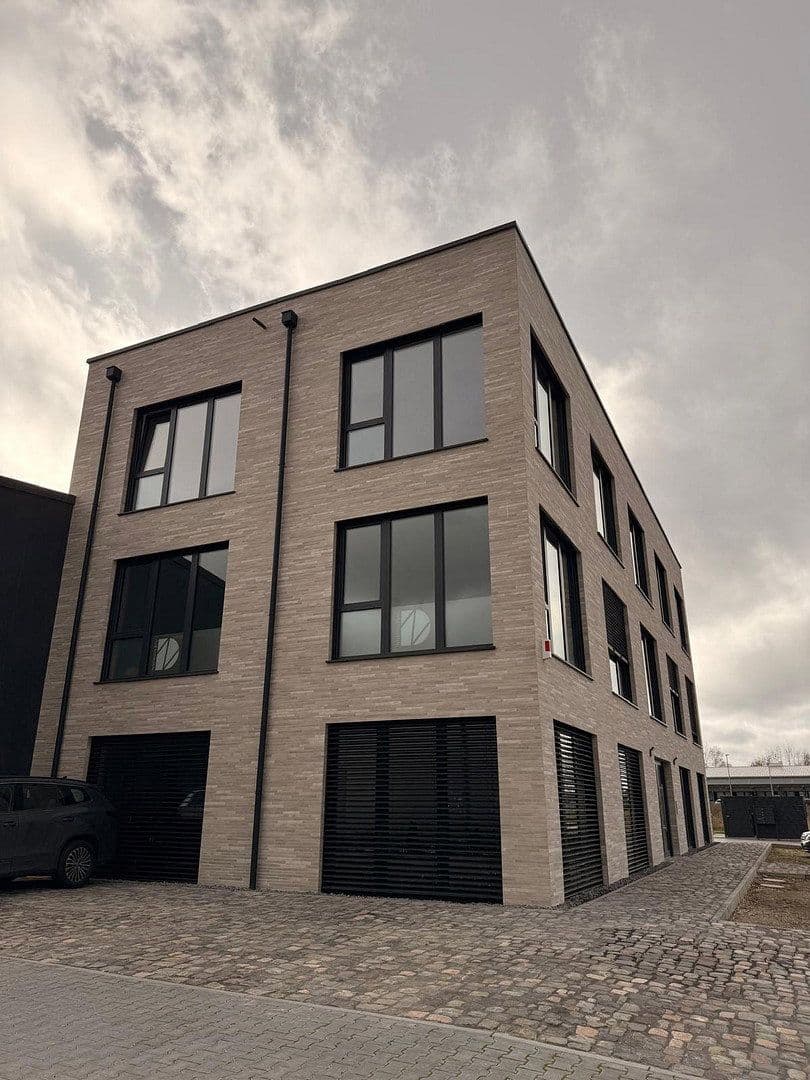 Prenájom kancelárie 96 m², Emmy-Noether-Str. 4, Rheinbach, Severné Porýnie - Westfálsko Prenájom kancelárie 96 m², Emmy-Noether-Str. 4, Rheinbach, Severné Porýnie - Westfálsko